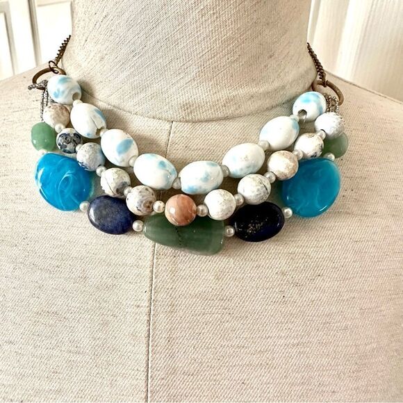 Multi strand beaded natural stones necklace - Picture 2 of 11
